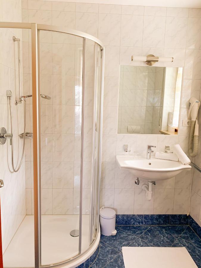 Hotel Montani Morter Esterno foto