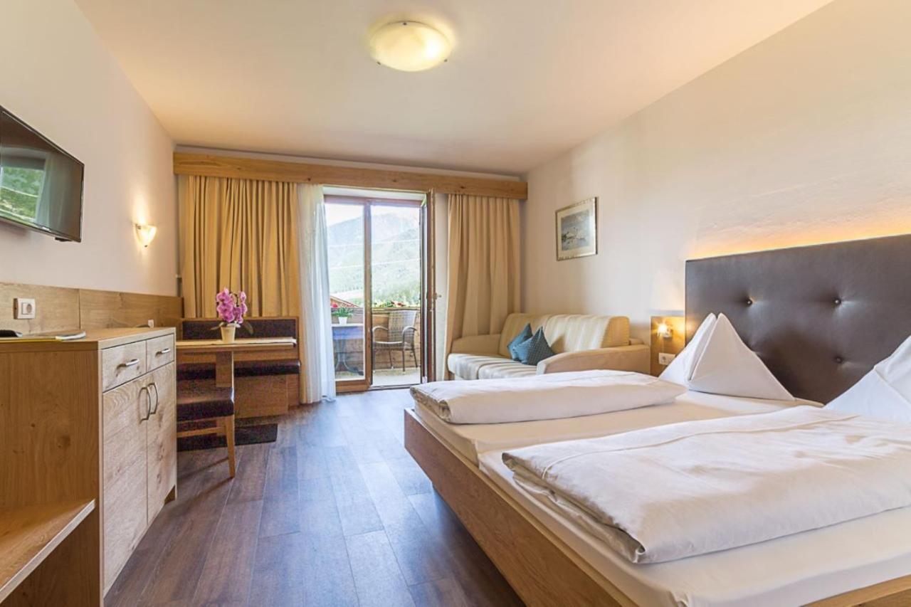 Hotel Montani Morter Esterno foto