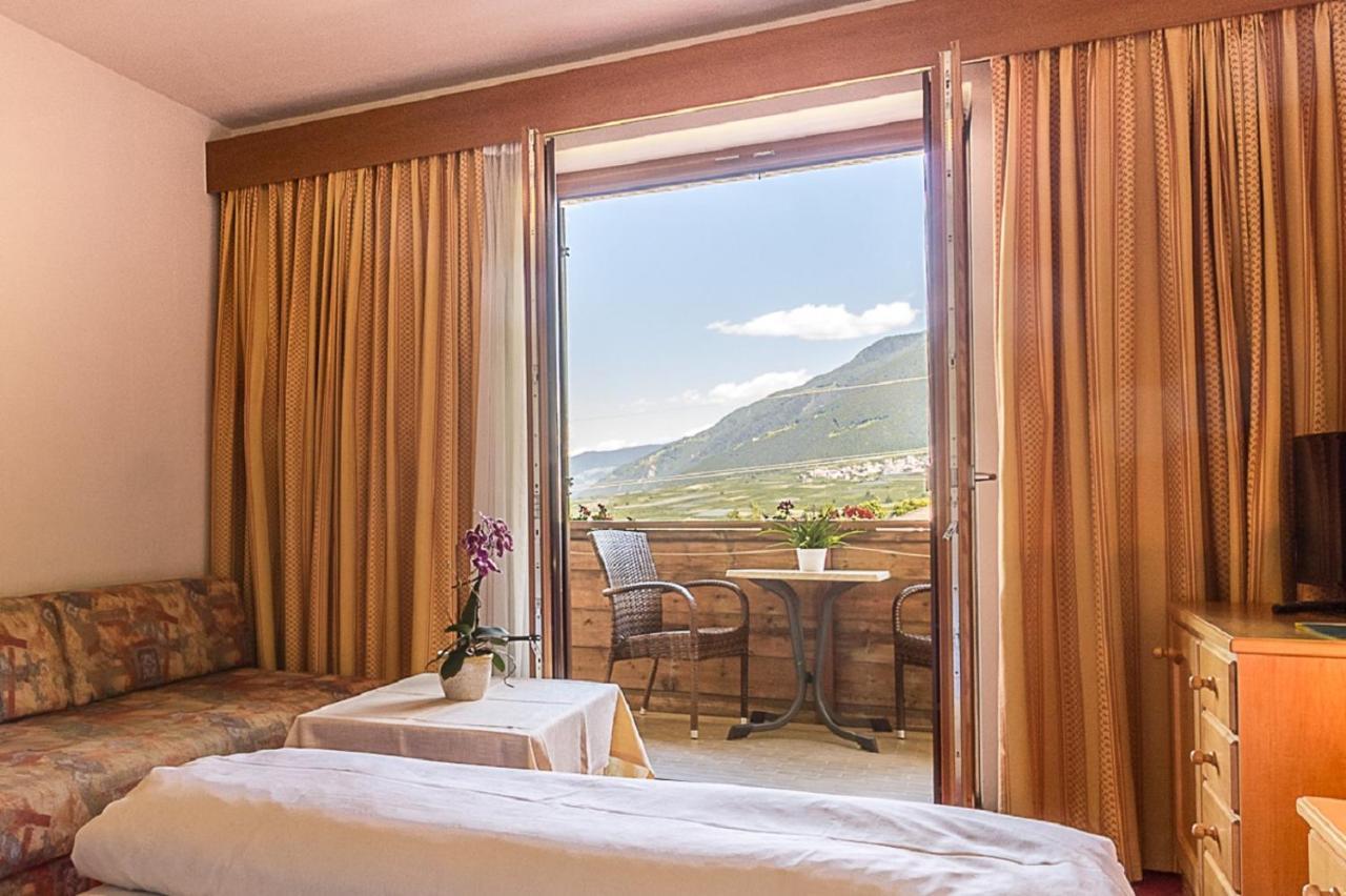 Hotel Montani Morter Esterno foto